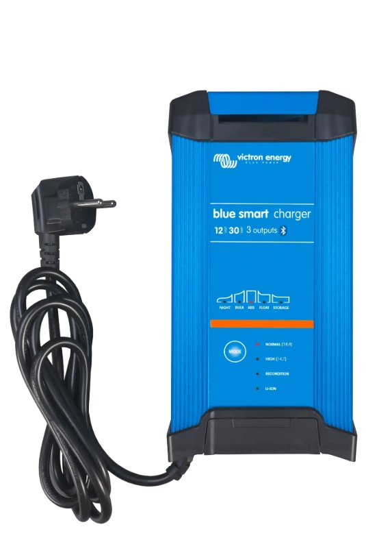 Victron Blue Smart IP22 Charger 220V 12V 30A (3) Akü Şarj Cihazı (BPC123048002)